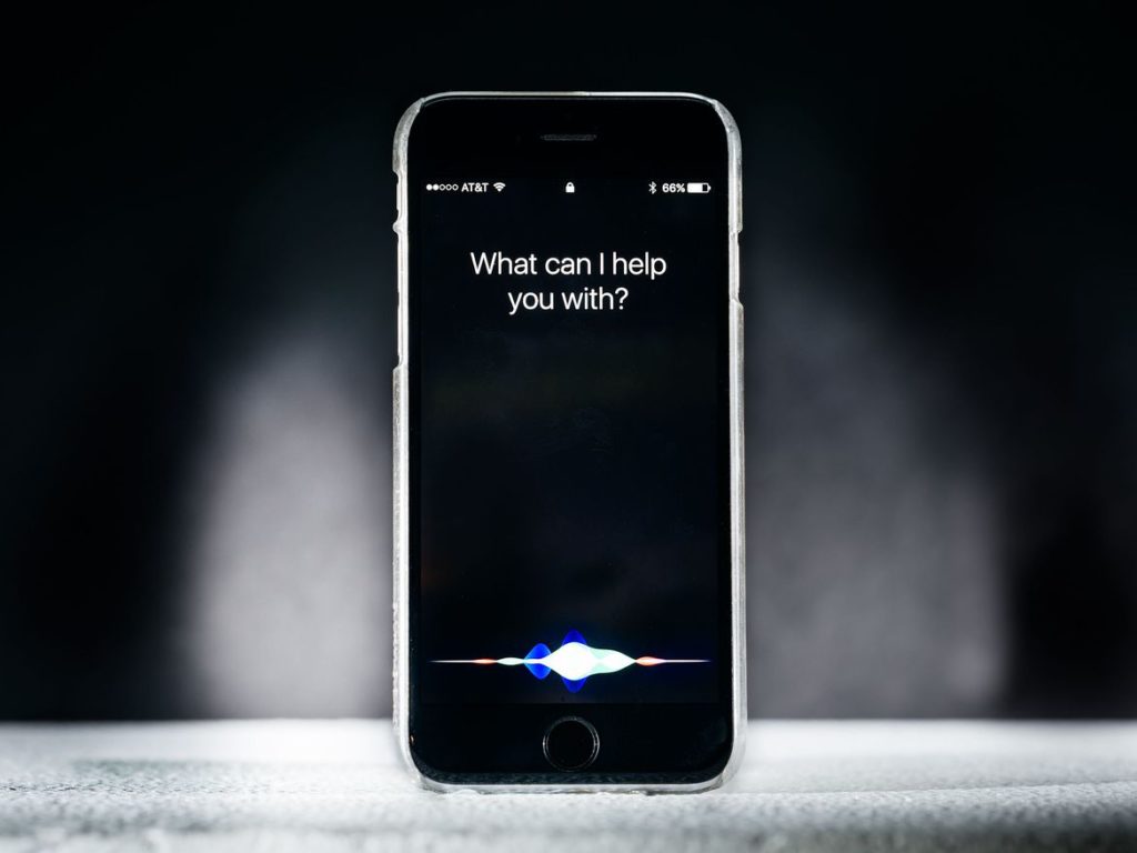 Apple siri voice assistant